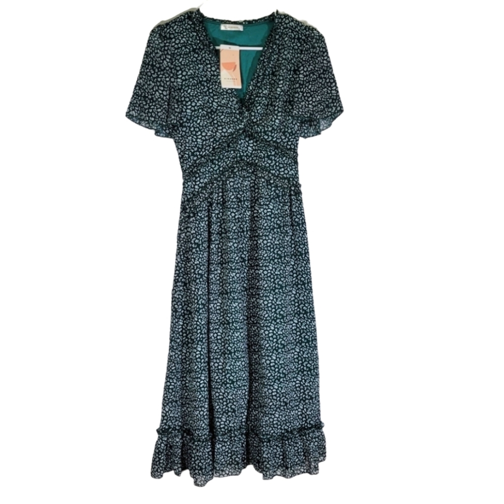 Kirundo- Dress green with lace size S